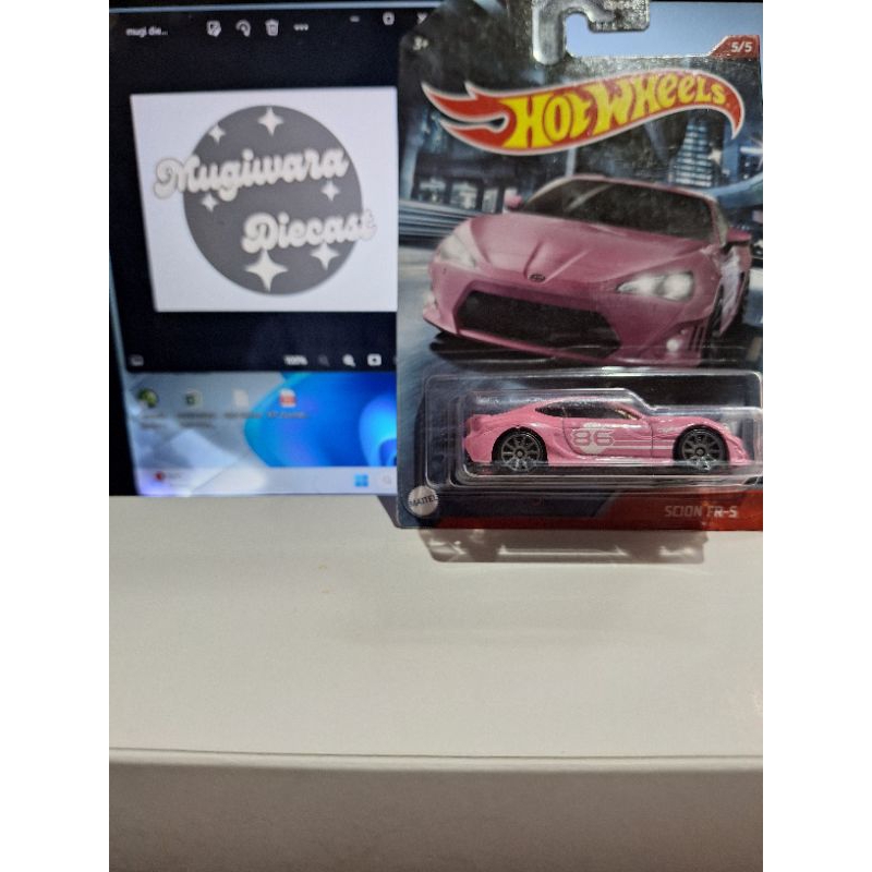 Hot Wheels Scion FR-S Pink & Silver