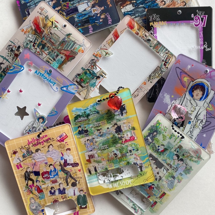 

Model Terkini jinjjajinjja acrylic pc holder