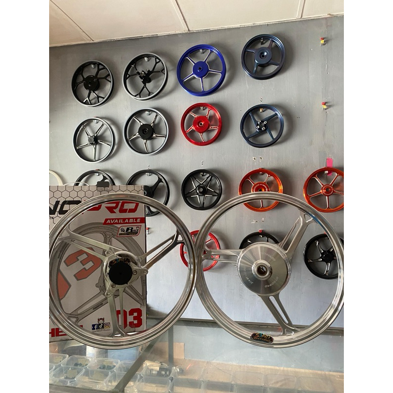 (READY)DYNOPRO D3 AEROX NMAX ADV SIZE 16 x 16 R17 ORIGINAL