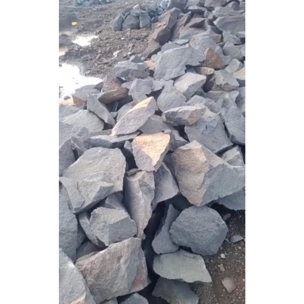 batu belah/batu pondasi