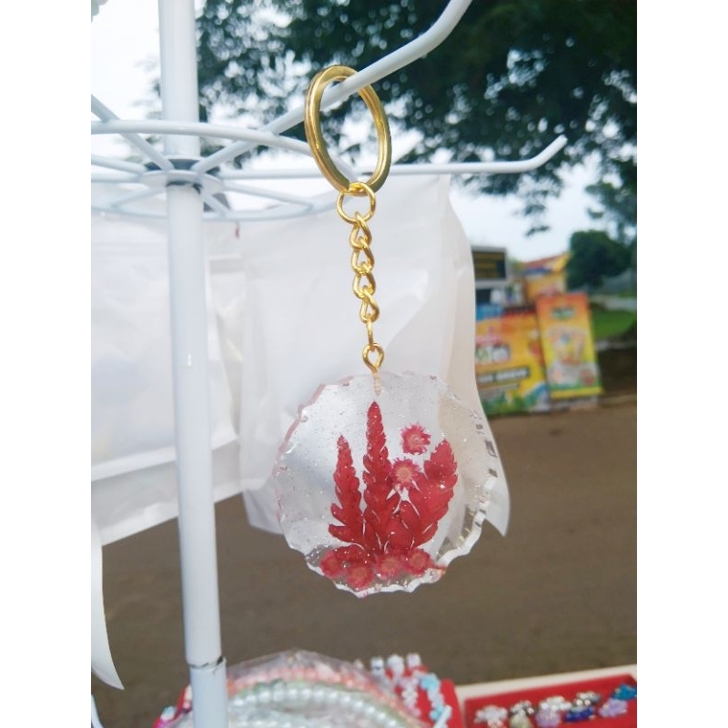 ganci resin bunga