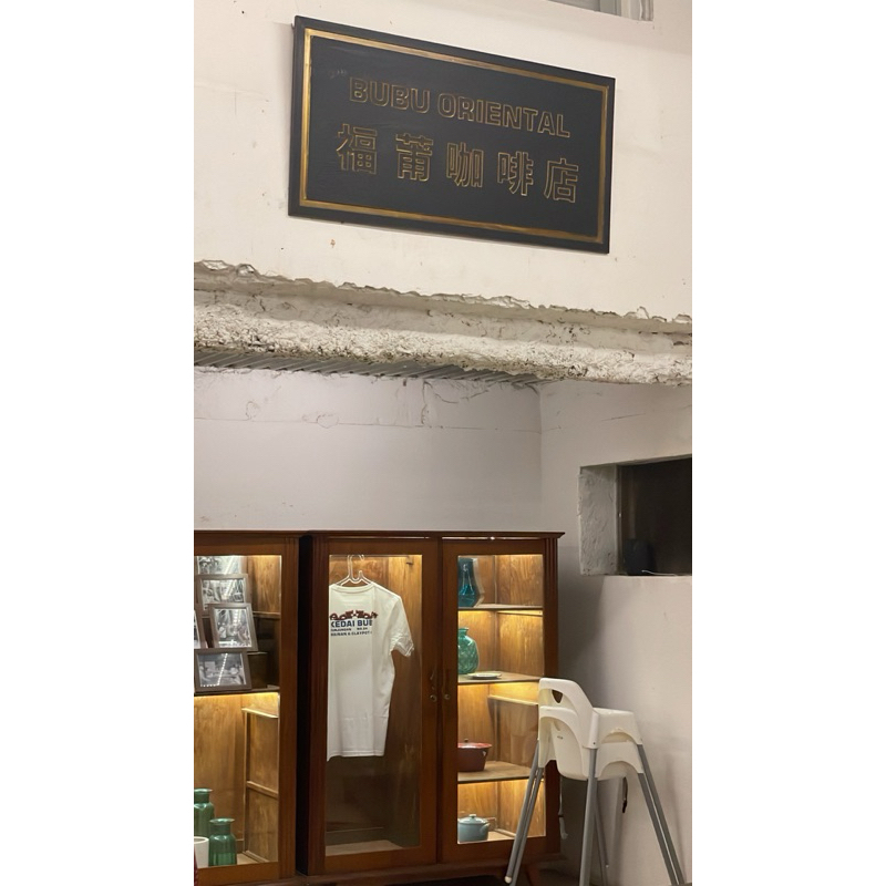 LEMARI KAYU JATI ASLI