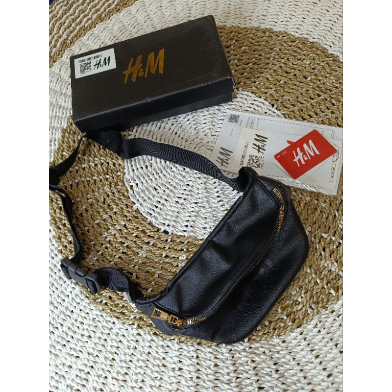 TAS SELEMPANG H&M