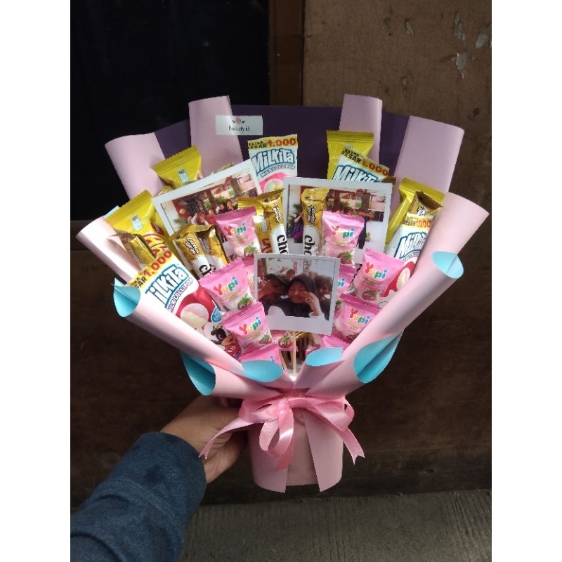 

Bucket Snack Mix (Medium Size)