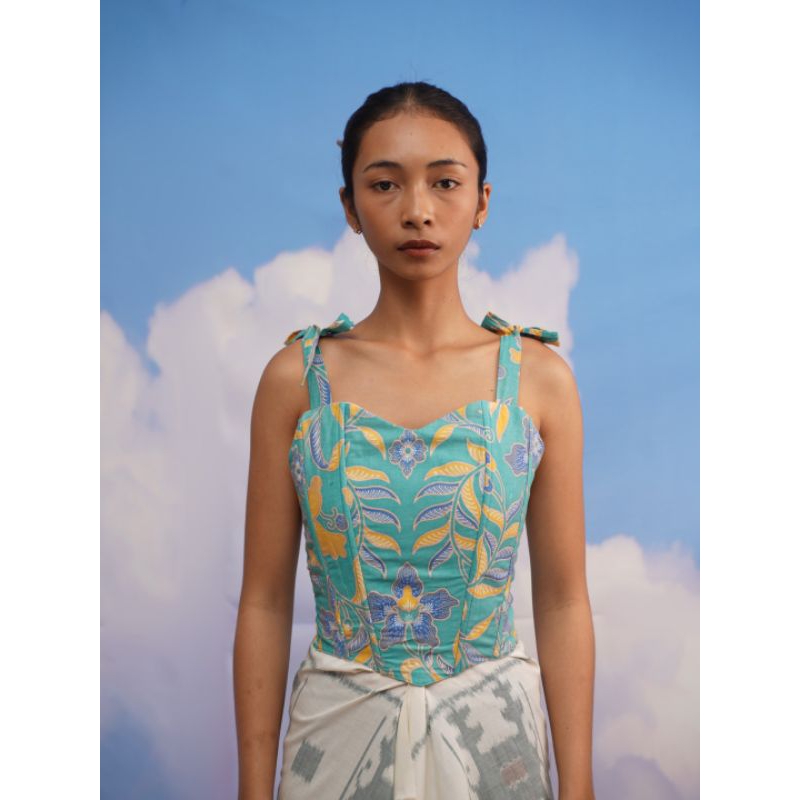 Manikan Batik Bustier Top 2