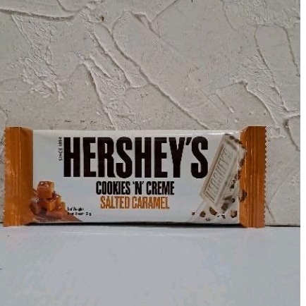 

HERSHEY'S COOKIES N CREME SALTED CARAMEL