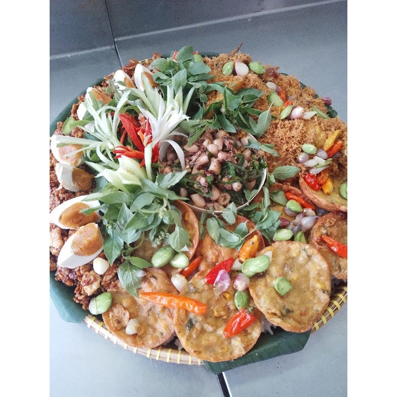 

Nasi Liwet Tampah untuk 8 pax