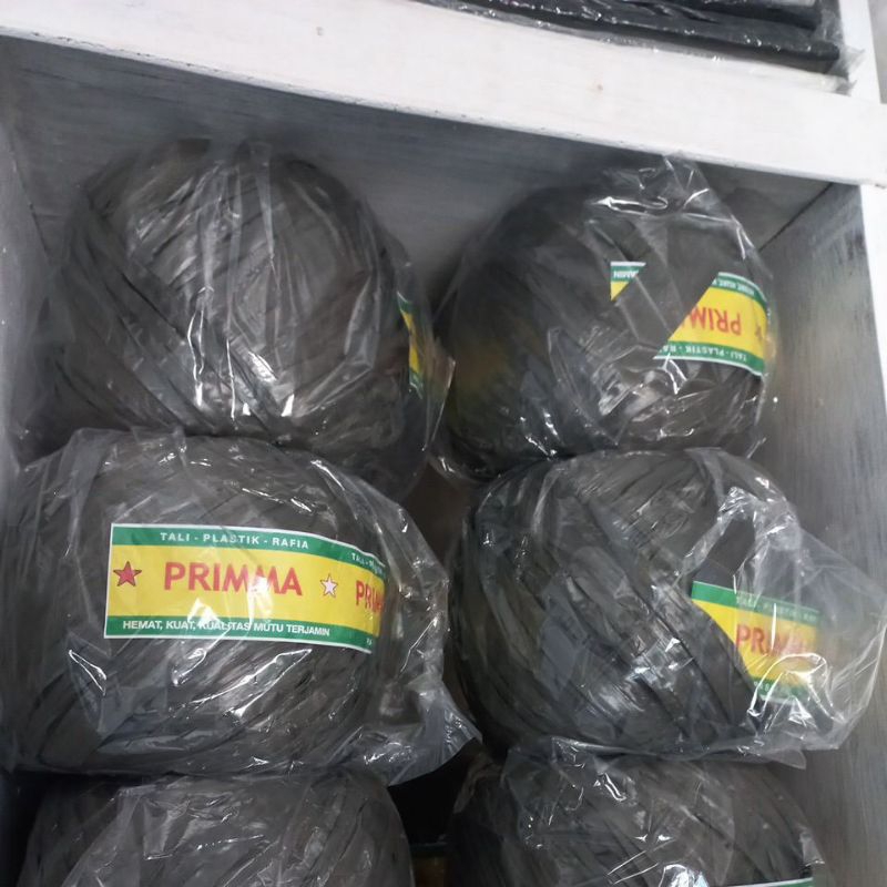 

Tali Rafia Hitam 510g