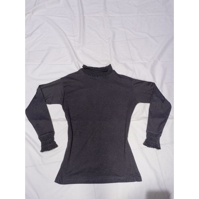 PRELOVED GREY TURTLENECK | Y2K & HARAJUKU FASHION