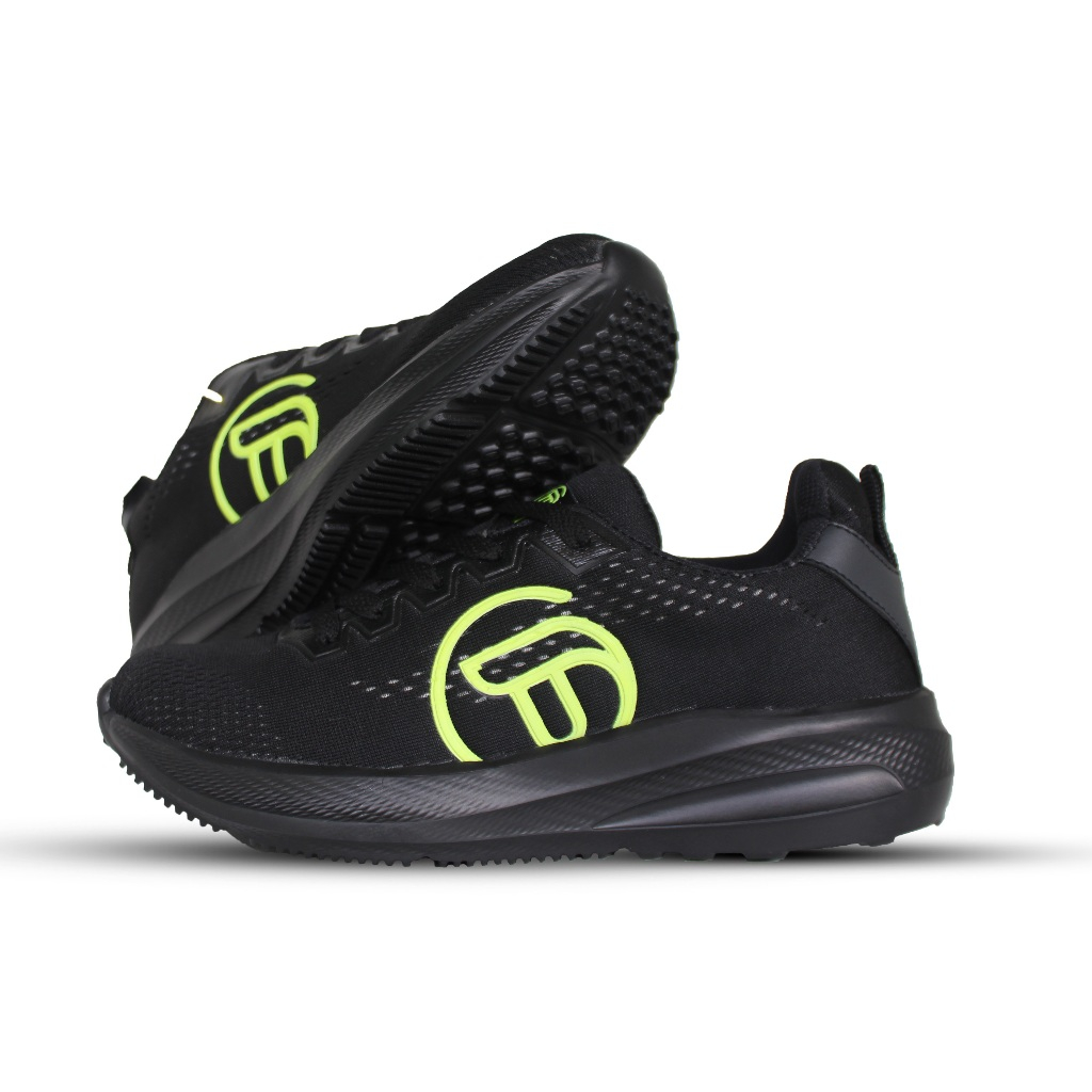 (GRATIS KAOS KAKI) Sepatu Pria dan Wanita terbaru, Sneakers sport ringan dan lentur,sepatu HITAM POL