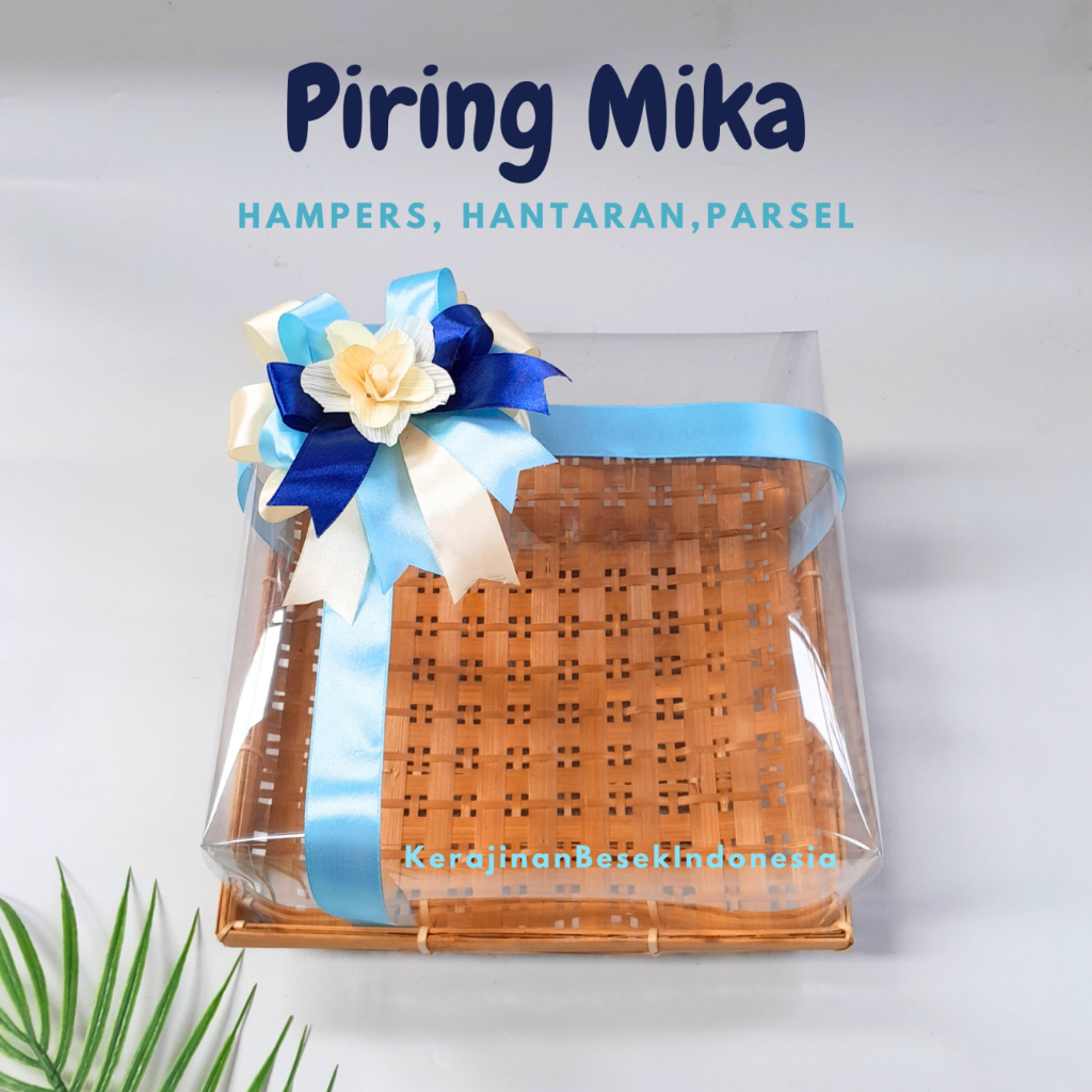 

BOX HANTARAN PERNIKAHAN / HAMPERS PITA CANTIK Piring kotak mika banyak ukuran mika parsel murah bambu seserahan