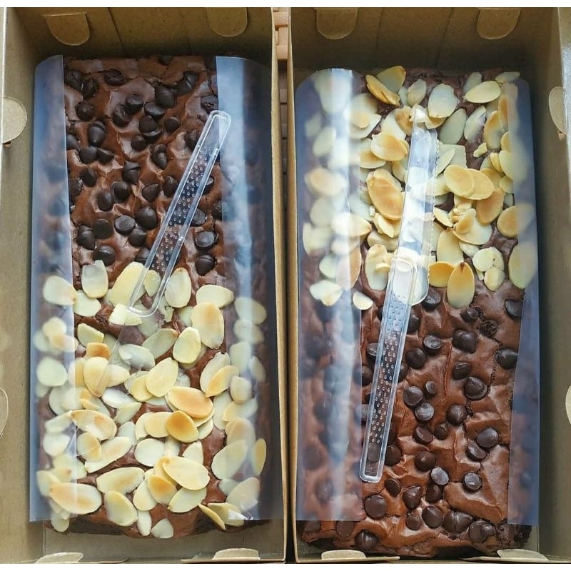 

Premium Fudgy Brownies