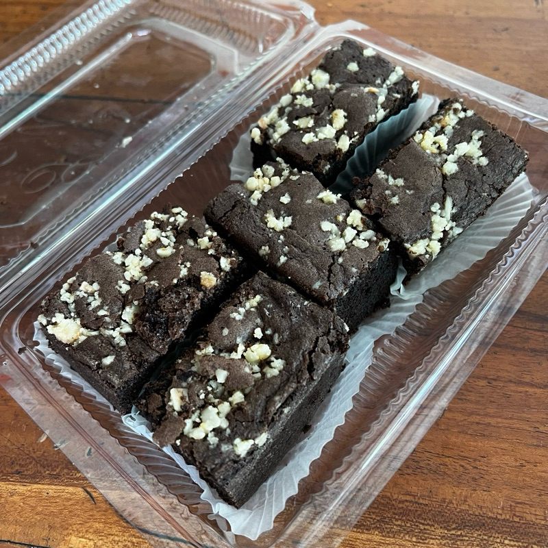 

Jajanan Kue Brownies 1Pak (5pcs)