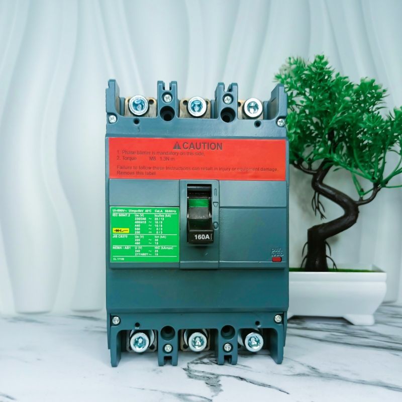 Mccb Breaker Schneider EZC250N 160Amper Poles:3Phase
