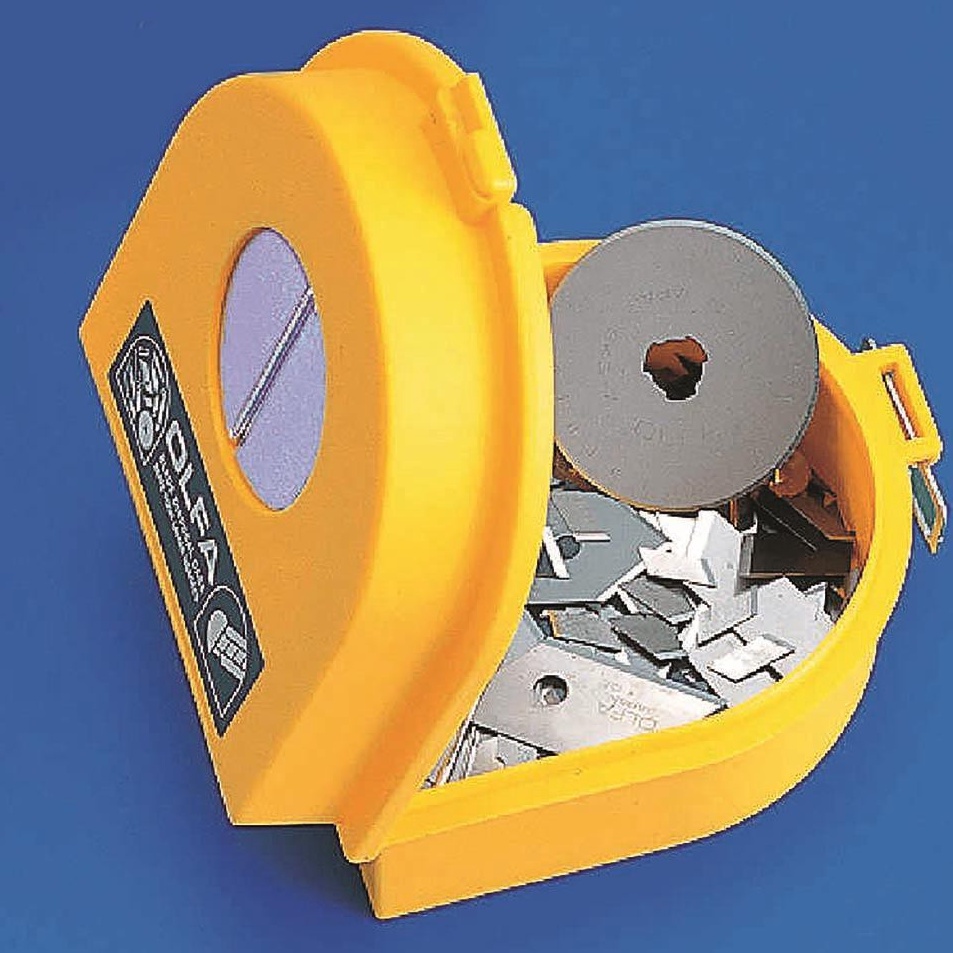 

Stock Banyak OLFA Tempat Sampah Cutter Blade DC2 Disposal Case