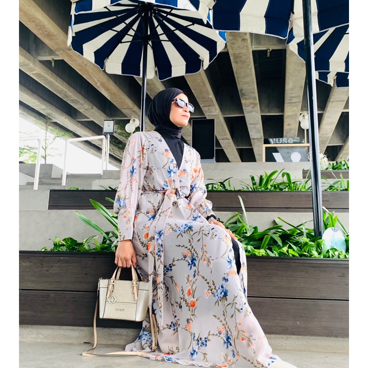 Outer Almeera 2IN11 produk 2 ModelCeruty BabydollCardigan cerutyOuter motif bunga