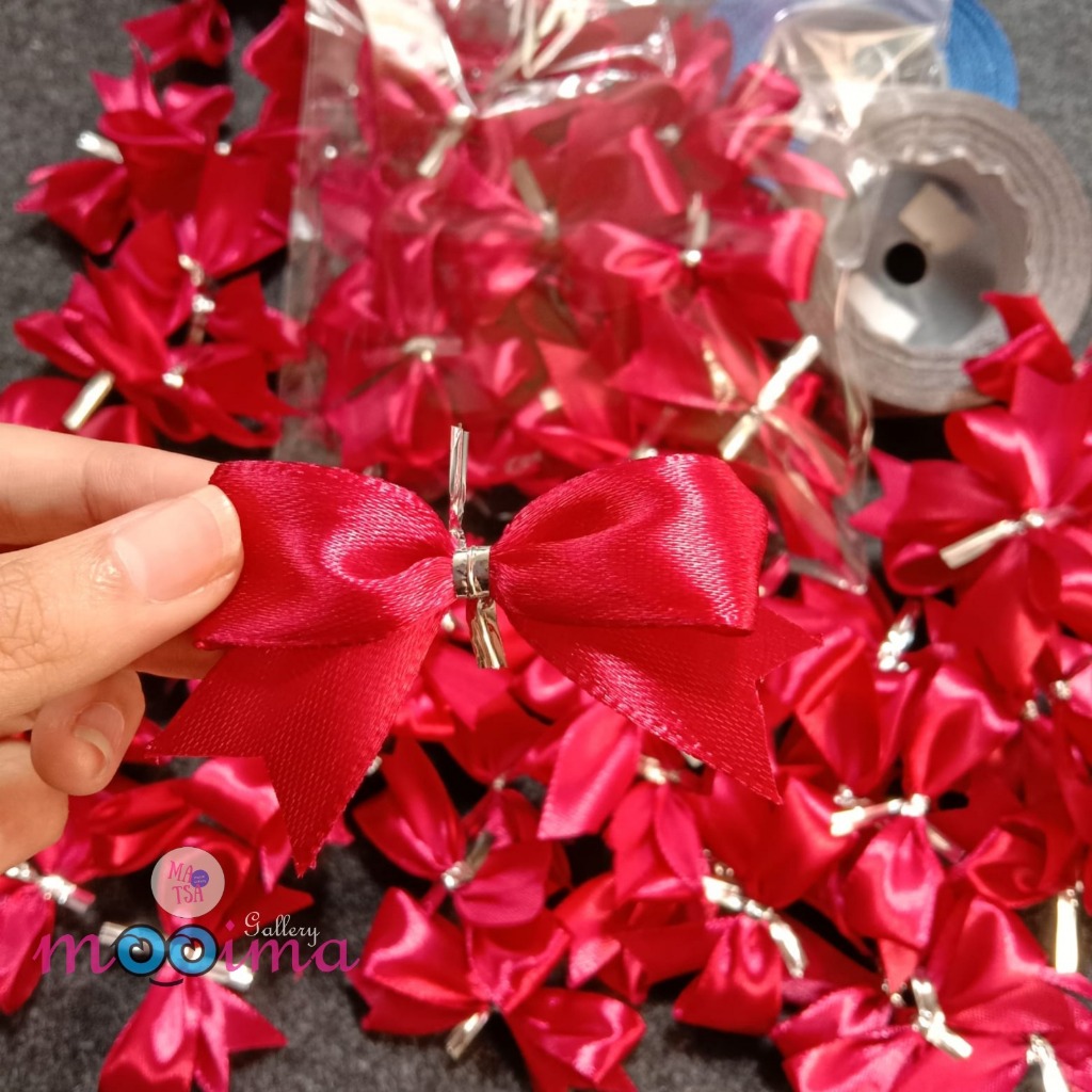 

Pita souvenir pernikahan khitanan ulang tahun / pita jadi siap pakai / pita tempel / pita satin 2cm