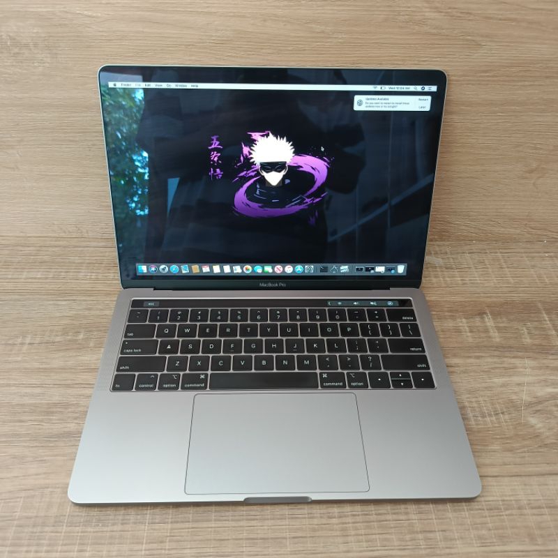 MacBook Pro 2019 13 inch Intel Core i7 Retina Ram 16 SSD 256 Touchbar