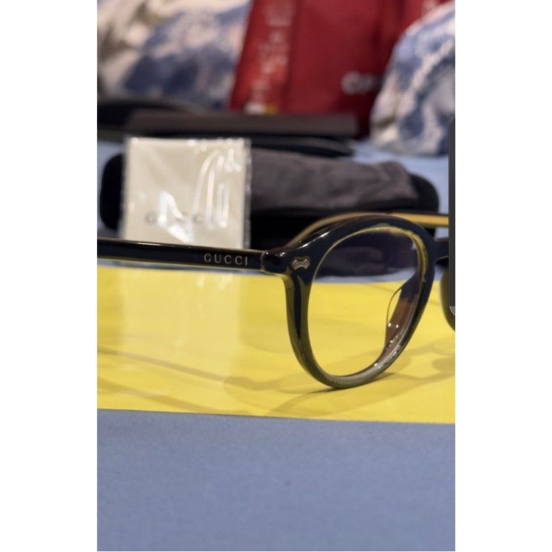 Preloved kacamata gucci original