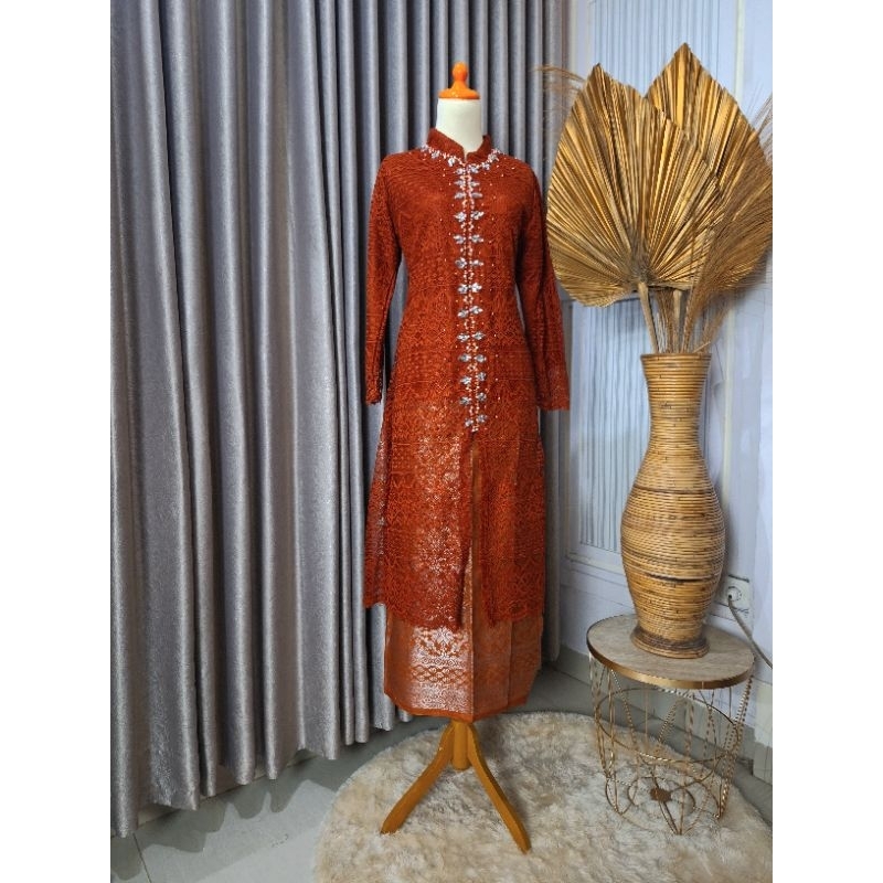 Set Kebaya Tunik Brukat Malika songket/ Kebaya Malika Melayu