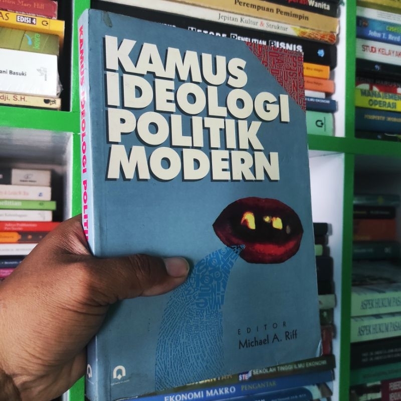 (ori) buku kamus Ideologi politik modern