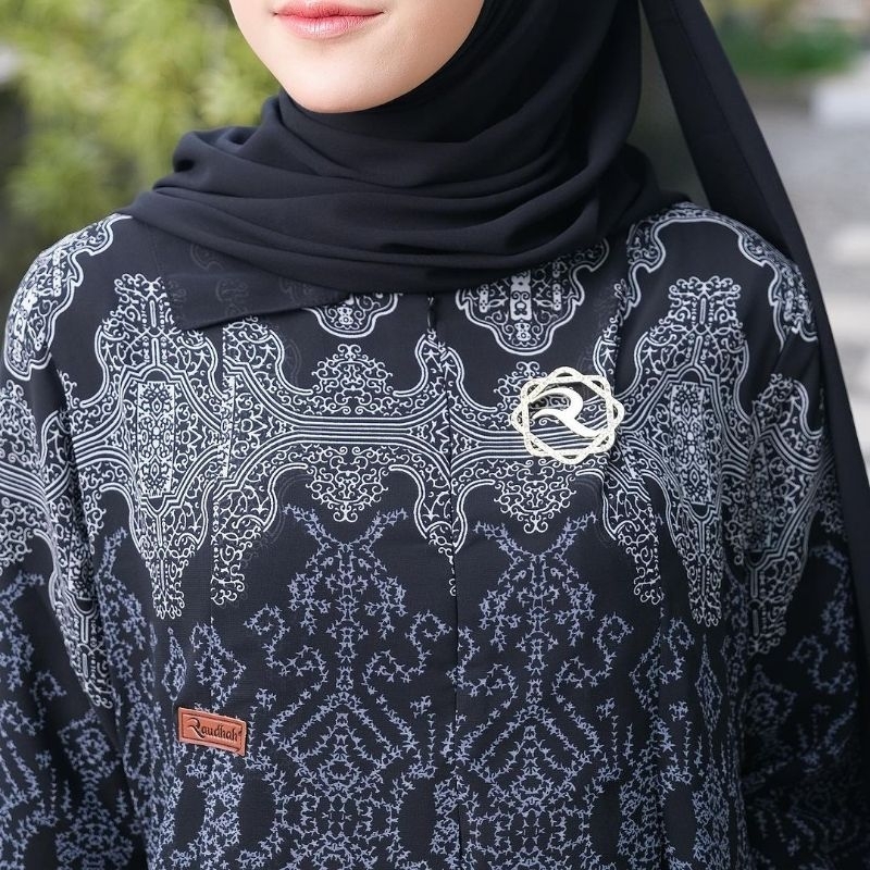 Raudhah scarf dress callista