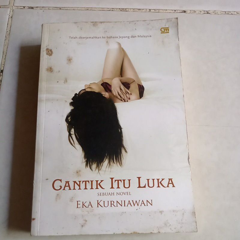 Novel Cantik itu Luka sebuah Novel,Eka Kurniawan