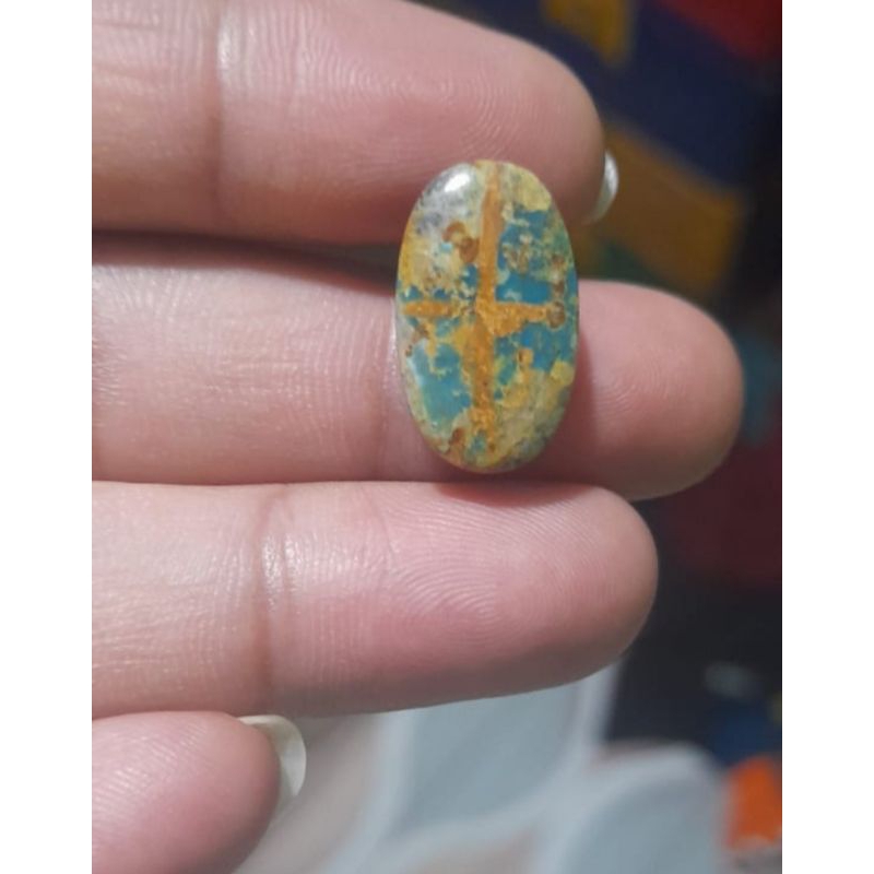 pirus persia serat emas motif tapak jalak