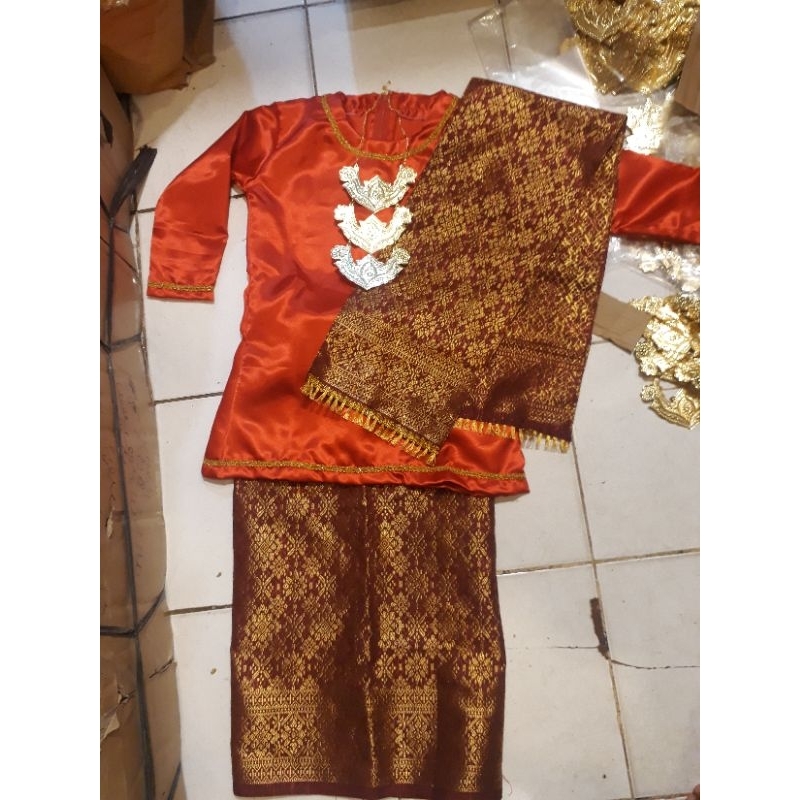 baju kurung anak sd/smp+rok songket +selendang /kalung bonus gandik