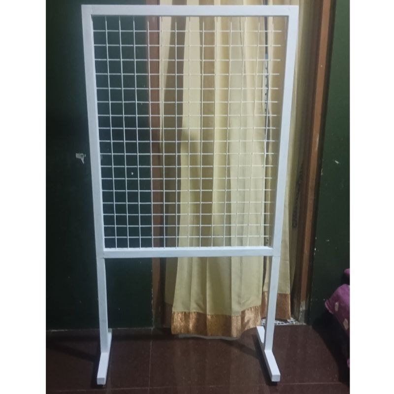 Rak Mundo / Rak Aksesoris / Rak Display Bingkai Gantungan Barang / Ram Kaki