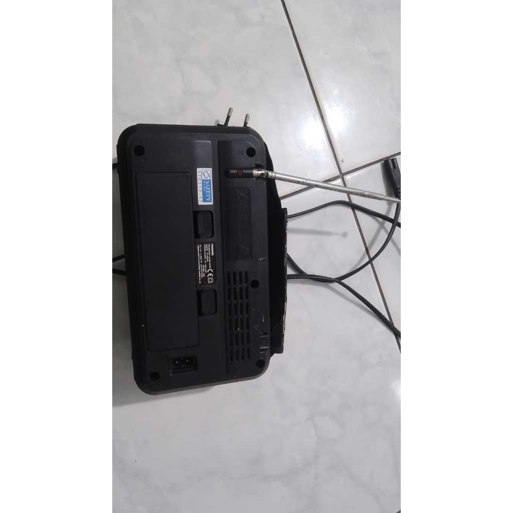 Toshiba TY-HRU30 Radio Portable USB Player FM 8 Band Channel Audiocrazy vintage jadul antik