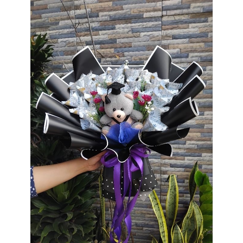 

MAMA BOUQET/Buket uang dua ribuan 25 lembar