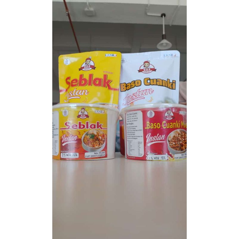 

Seblak instan pouch merah