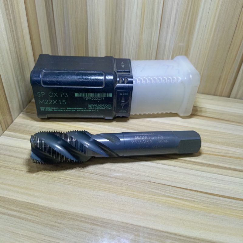 Yamawa tap m22×1.5 spiral second taps mesin m22 × 1.5 bekas mulus original...