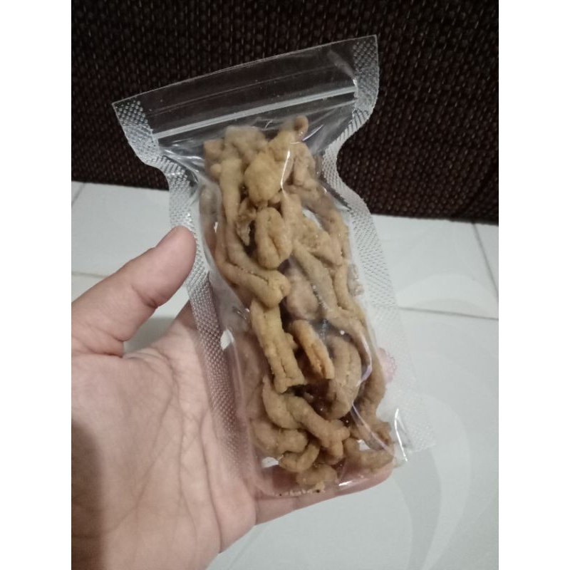 

kripik usus crispy 60 gr