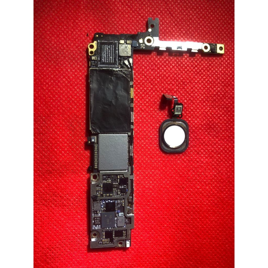 Mesin iphone 6s plus 64gb (baca deskripsi)