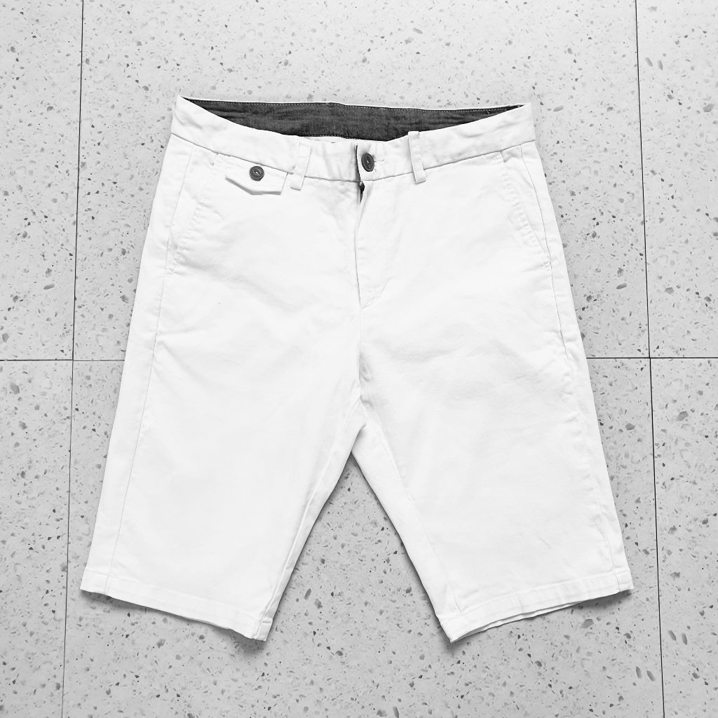 Celana Pendek Giordano / Size 31 - Lingkar 82 cm / Bekas - Second - Preloved