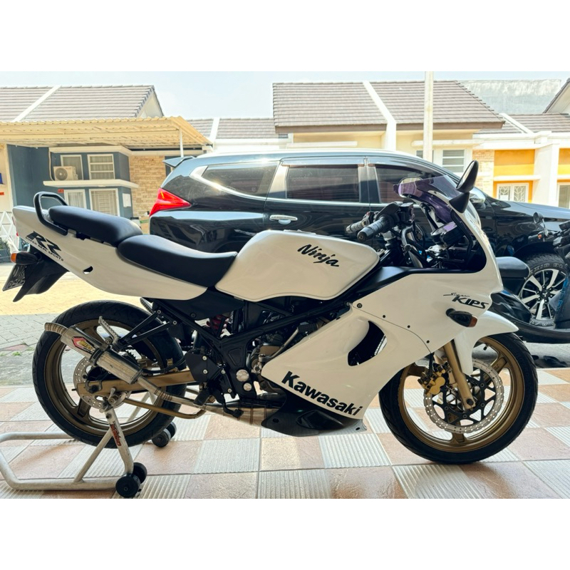 kawasaki ninja rr old 2009 putih albino