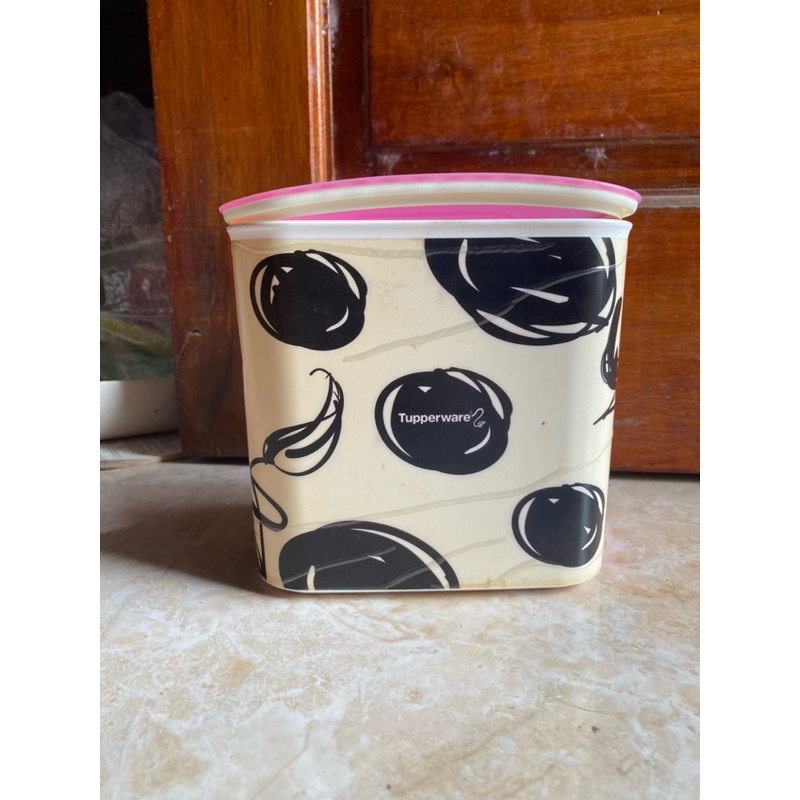 TUPPERWARE BASELINE COW 1.3L TOPLES LUCU UNIK ACTIVITY KOTAK MAKANAN KOTAK BEKAL