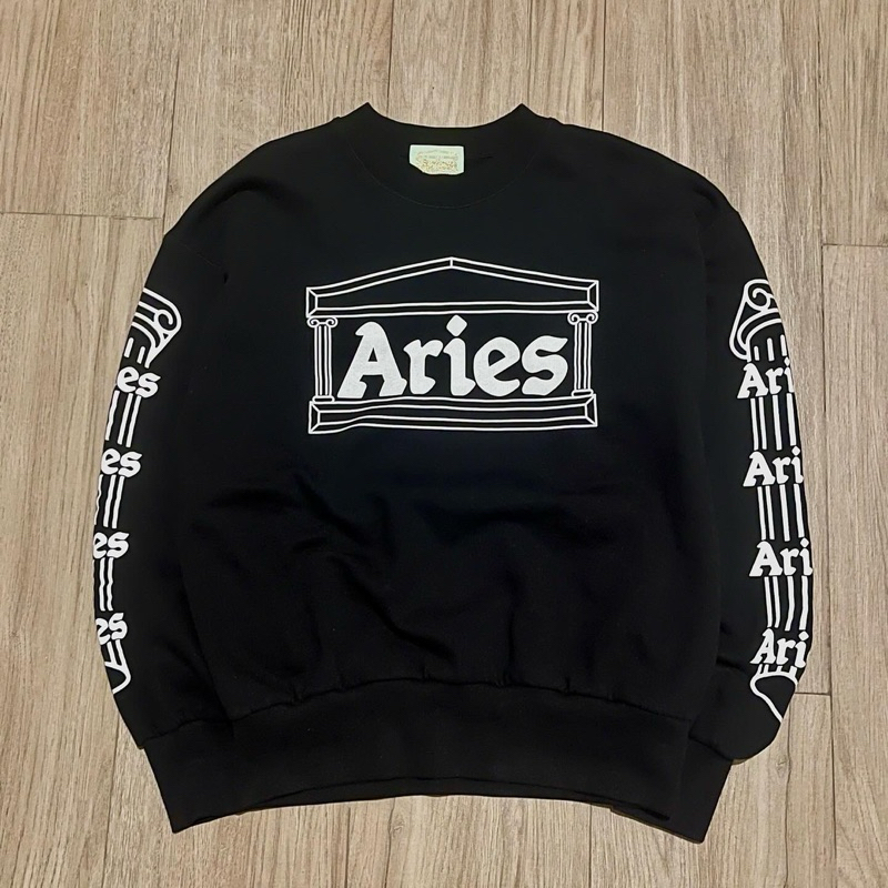 Aries Arise Column Swatshirt