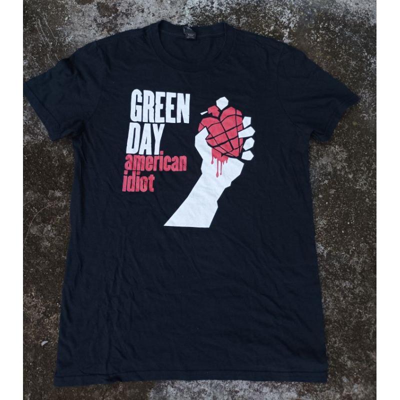 green day tshirt