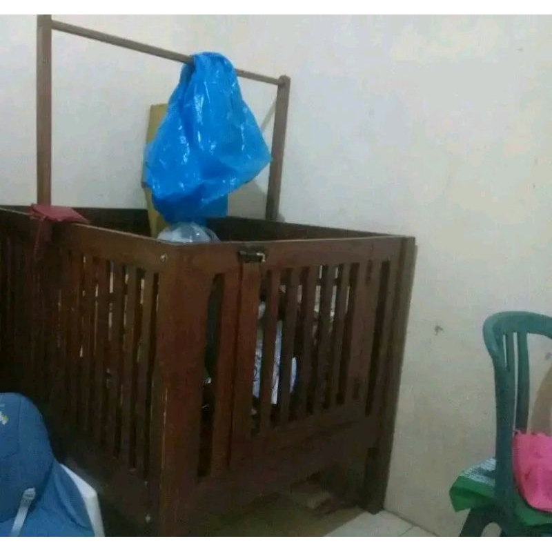 box kayu bayi