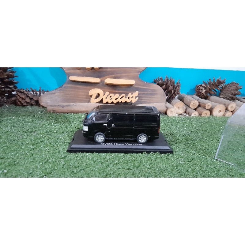 Diecast Miniatur Toyota Hiace hitam skala 1:43