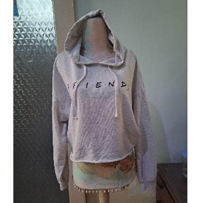 Bershka FRIENDS Oversize Cropped Hoodie (preloved)