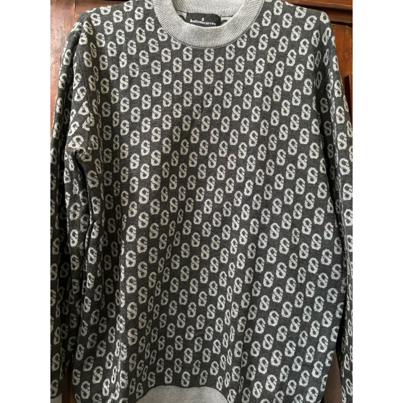 PRELOVED SWEATER BUTTONSCARVES