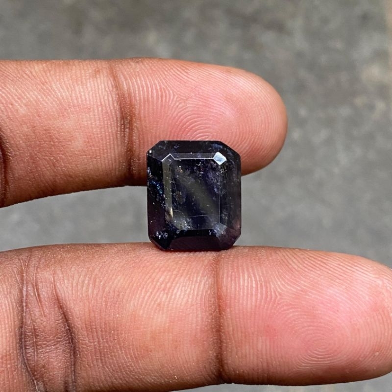 Batu Blue Iolite Natural Iolite Bukan Blue Safir Sapphire Dim 15x13x7.5 CT 10.50