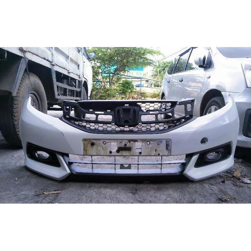 bemper depan Mobilio /brio 2013 2014 2015 2016+grill+ram+foglem second original