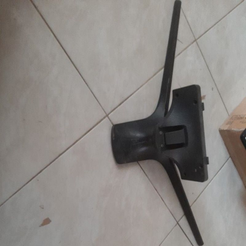 Kaki Standar tv led samsungUa40J5200 40J5000 43J5100 40J5250