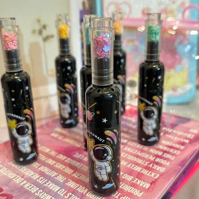 

KP8 Stabilo Botol Astronot Satu Set Isi 6 Pcs Highlitter Botol Astronot Alat Tulis Lucu Unik Kado Viral Termyrah