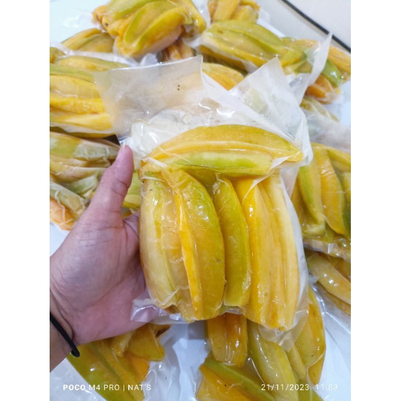 

Belimbing frozen beku 500grm